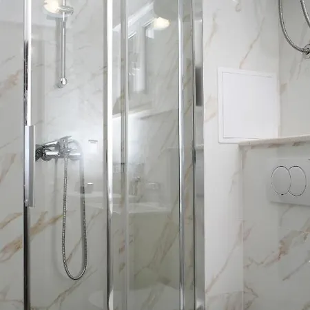 Bor Apartment *